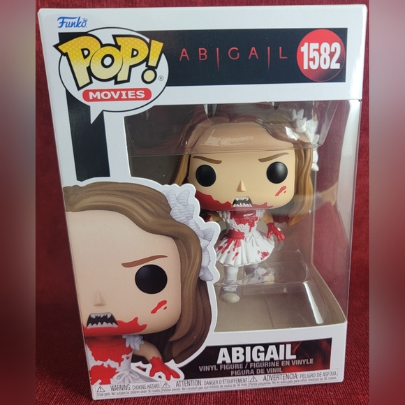 Abigail funko # 1582 (nib) With pop protector - Picture 2 of 7